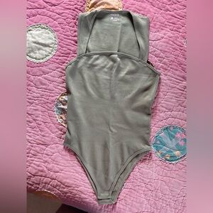 OQQ Women's Olive Bodysuit